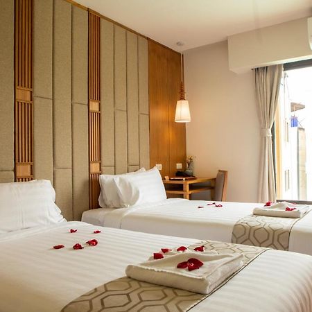 Lanna Thaphae Hotel Chiang Mai Extérieur photo