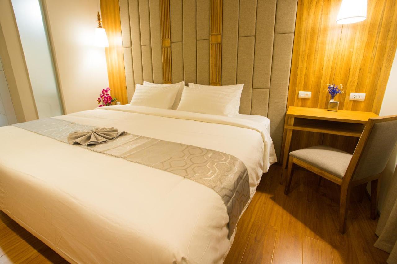Lanna Thaphae Hotel Chiang Mai Extérieur photo
