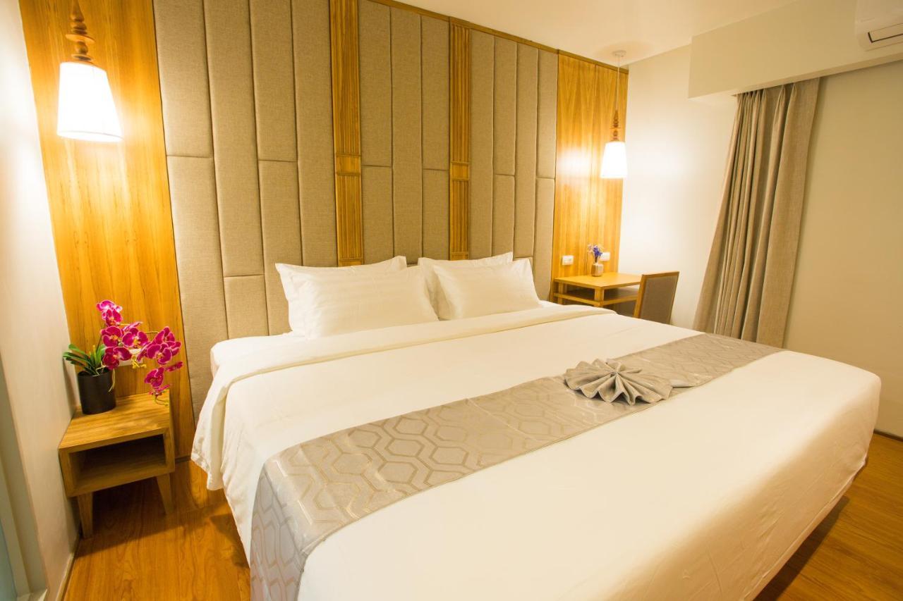 Lanna Thaphae Hotel Chiang Mai Extérieur photo