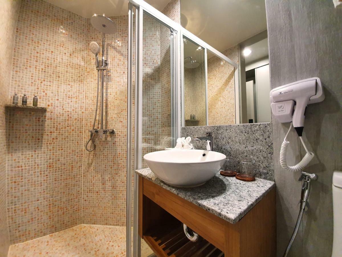 Lanna Thaphae Hotel Chiang Mai Extérieur photo