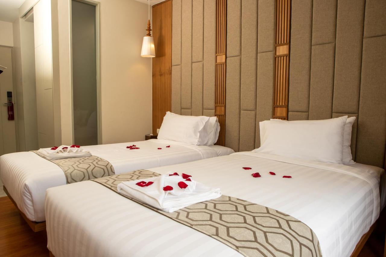 Lanna Thaphae Hotel Chiang Mai Extérieur photo